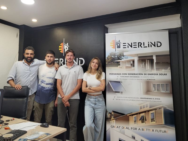 equipo de Enerlind empresa de persianas solares